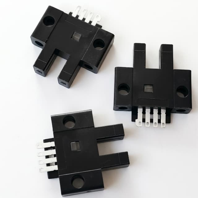 Precision proximity sensor for medical equipment positioning