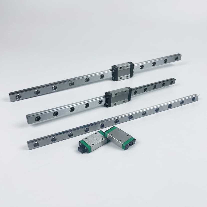 Linear guide rail for industrial positioning systems